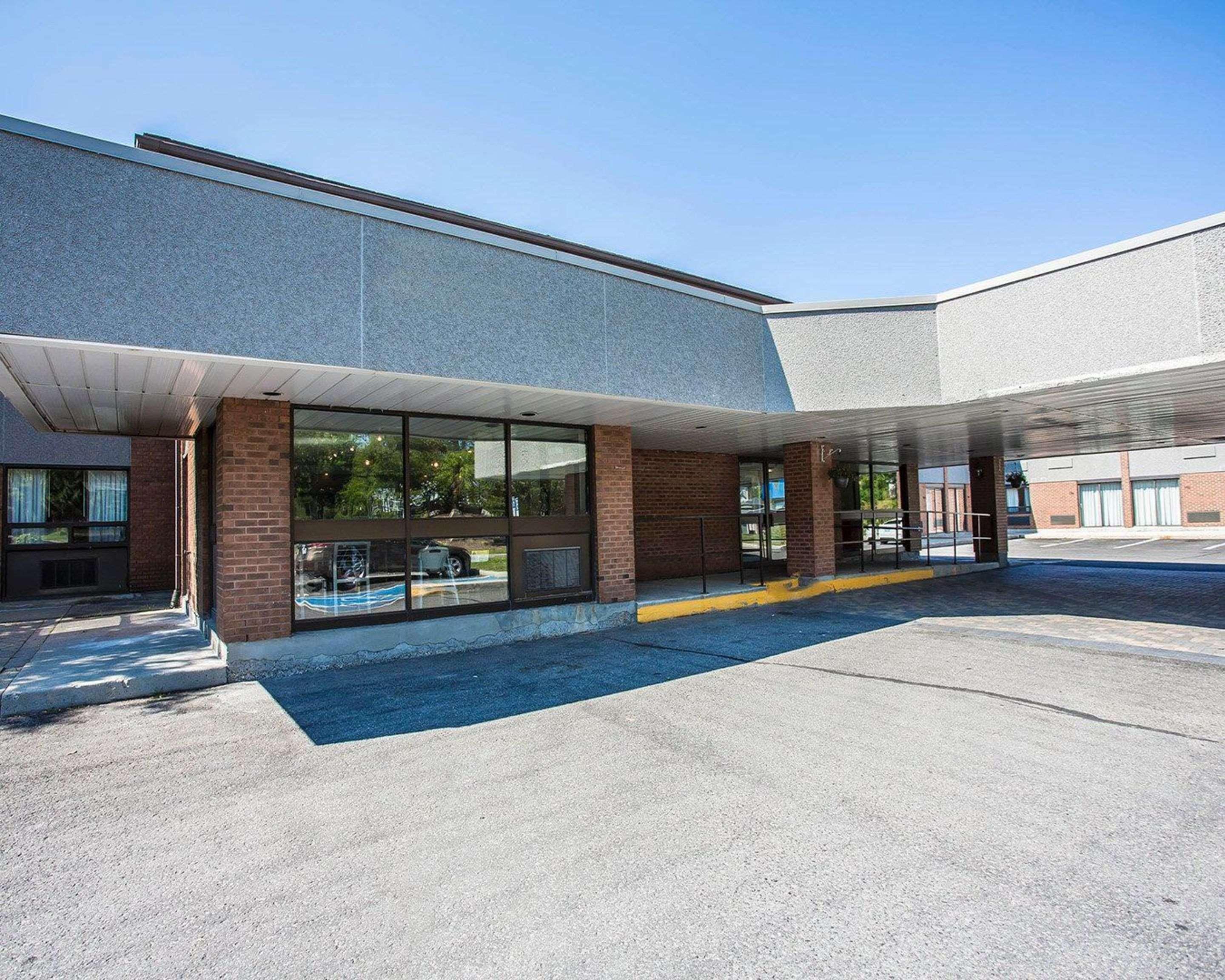 Comfort Inn West Ottawa Exterior foto