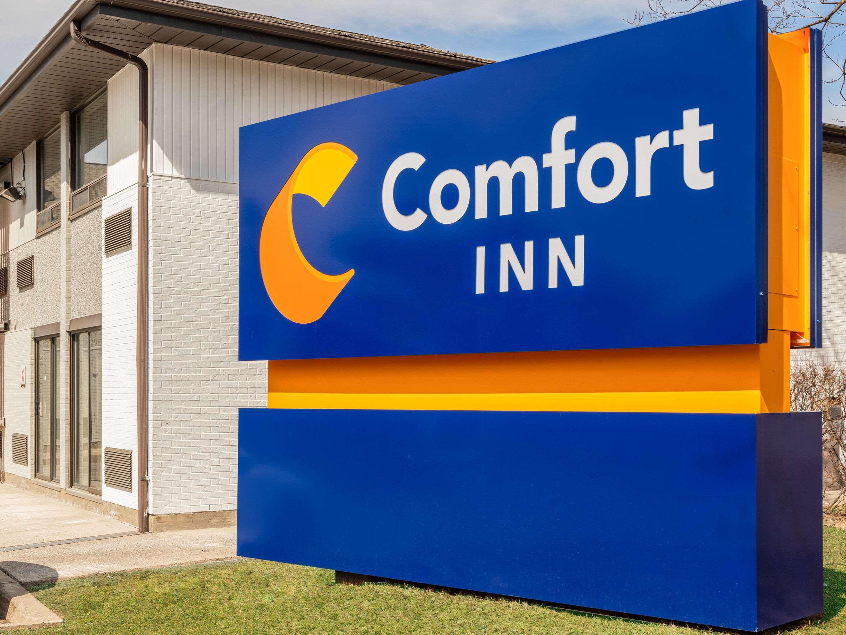 Comfort Inn West Ottawa Exterior foto